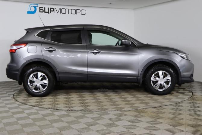 Nissan Qashqai II с пробегом 2016 года, цена 1 179 990 рублей, 158276 км, внедорожник, Автокод Объявления