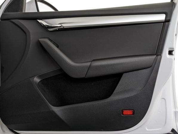 Skoda Octavia III (A7) Рестайлинг с пробегом 2020 года, цена 1 725 000 рублей, 114732 км, лифтбек, Автокод Объявления