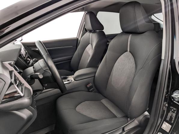 Toyota Camry VIII (XV70) с пробегом 2021 года, цена 2 820 000 рублей, 33324 км, седан, Автокод Объявления