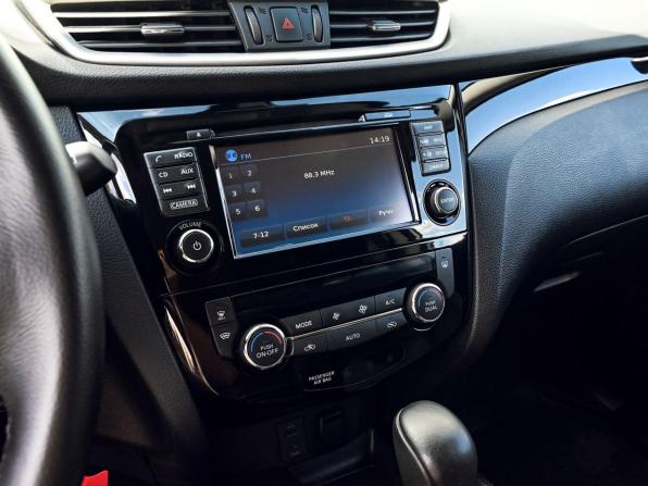 Nissan Qashqai II с пробегом 2018 года, цена 1 519 000 рублей, 82453 км, внедорожник, Автокод Объявления