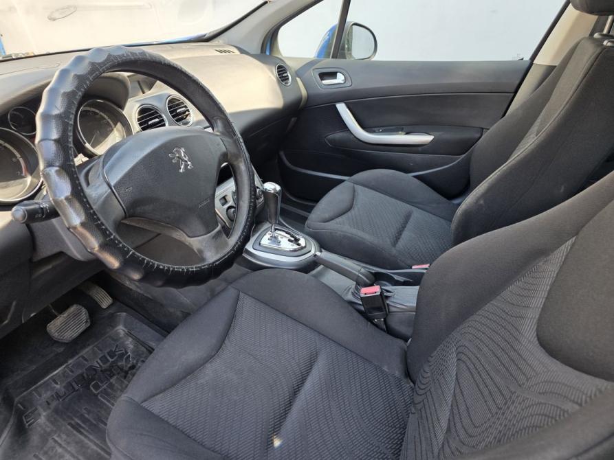 Peugeot 308 I Москва  - изображение 9