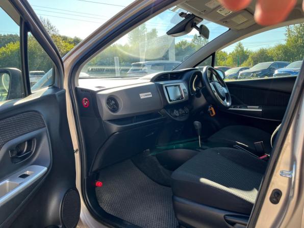 Toyota Vitz III (XP130) Рестайлинг с пробегом 2016 года, цена 925 000 рублей, 111931 км, хэтчбек, Автокод Объявления