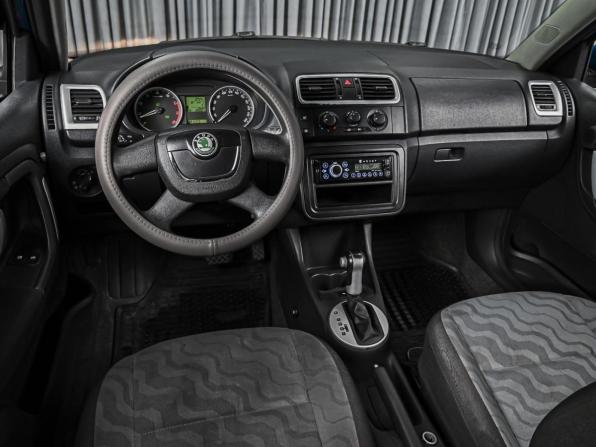 Skoda Fabia II с пробегом 2009 года, цена 609 000 рублей, 209740 км, хэтчбек, Автокод Объявления