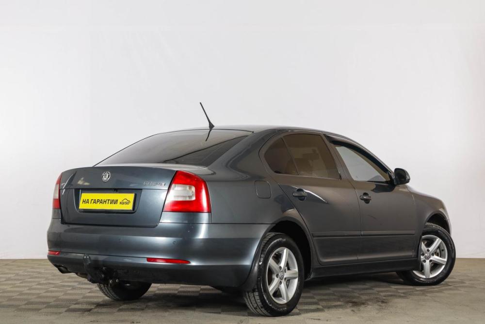 Skoda Octavia II (A5) Рестайлинг Тюмень  - изображение 7