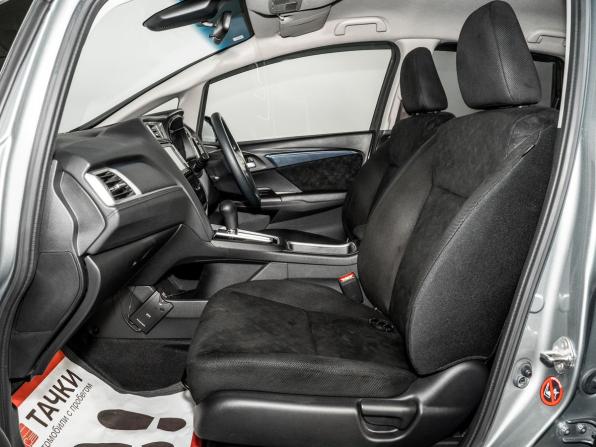 Honda Shuttle II с пробегом 2015 года, цена 1 279 500 рублей, 50300 км, универсал, Автокод Объявления