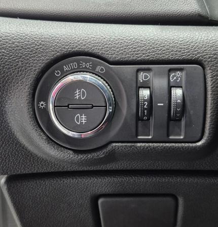 Opel Astra J Рестайлинг с пробегом 2014 года, цена 884 000 рублей, 165084 км, хэтчбек, Автокод Объявления