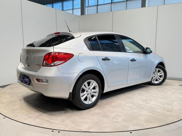Chevrolet Cruze I с пробегом 2012 года, цена 650 000 рублей, 220000 км, хэтчбек, Автокод Объявления