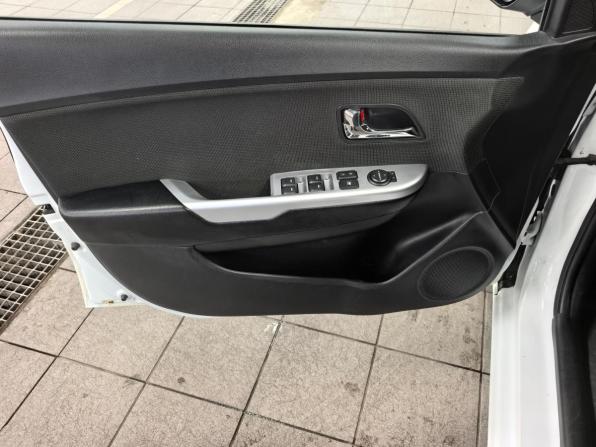 Kia Rio III с пробегом 2014 года, цена 750 000 рублей, 202000 км, хэтчбек, Автокод Объявления
