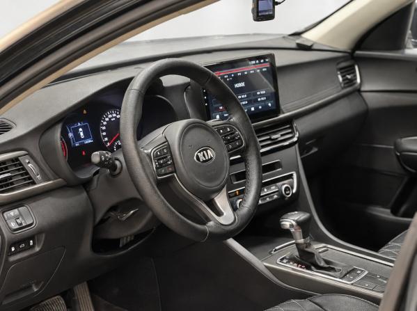 Kia Optima IV с пробегом 2018 года, цена 1 785 000 рублей, 110000 км, седан, Автокод Объявления
