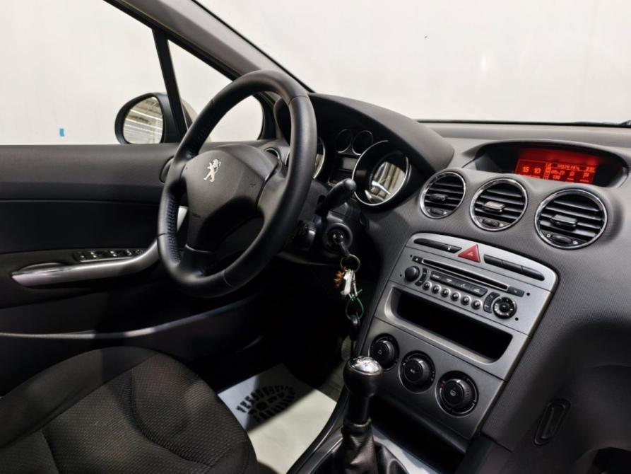 Peugeot 408 I Курск  - изображение 5
