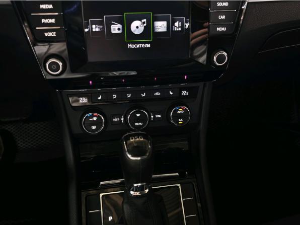 Skoda Superb III с пробегом 2015 года, цена 1 313 000 рублей, 347090 км, лифтбек, Автокод Объявления