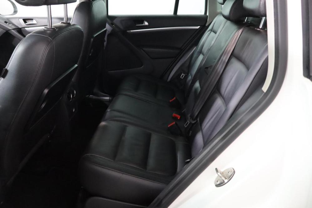 Volkswagen Tiguan I Рестайлинг Санкт-Петербург  - изображение 12