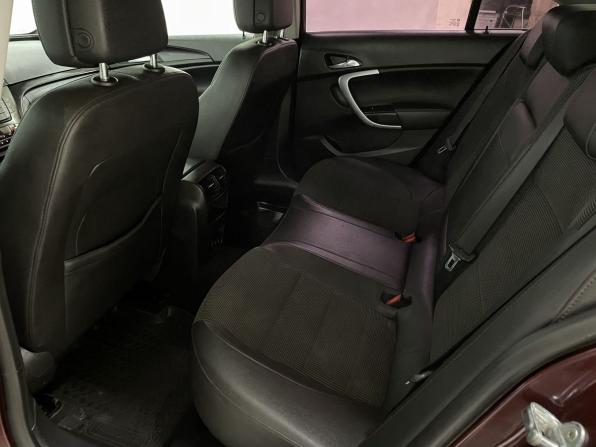 Opel Insignia I с пробегом 2012 года, цена 750 000 рублей, 300241 км, седан, Автокод Объявления