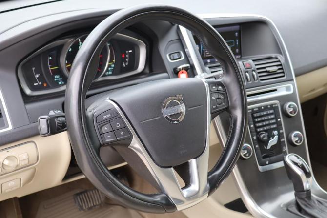 Volvo XC60 I Рестайлинг с пробегом 2013 года, цена 1 399 000 рублей, 251000 км, внедорожник, Автокод Объявления