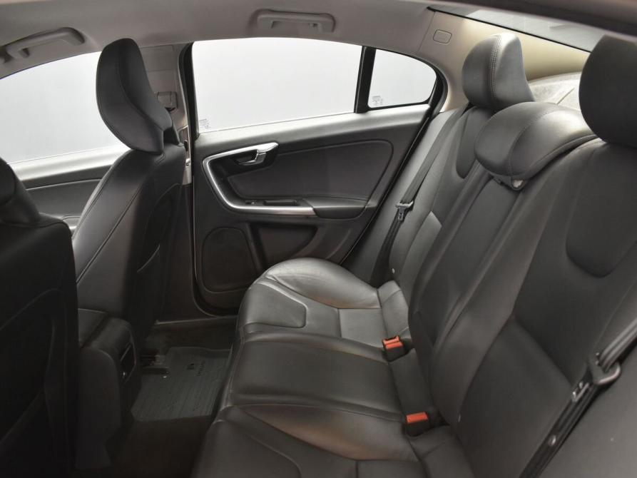 Volvo S60 II Рестайлинг Москва  - изображение 11