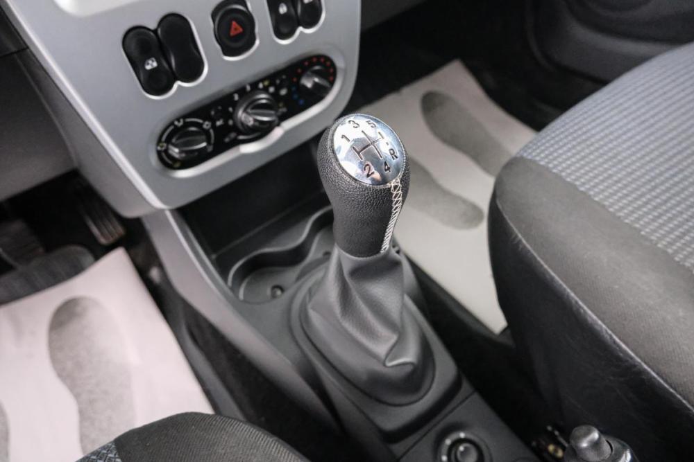 Renault Sandero I Красноярск  - изображение 17