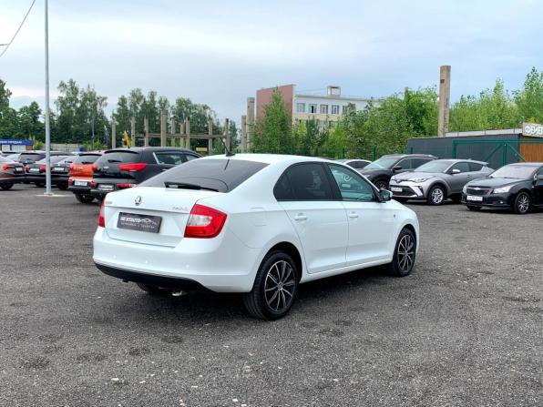 Skoda Rapid I с пробегом 2017 года, цена 1 254 200 рублей, 105894 км, лифтбек, Автокод Объявления