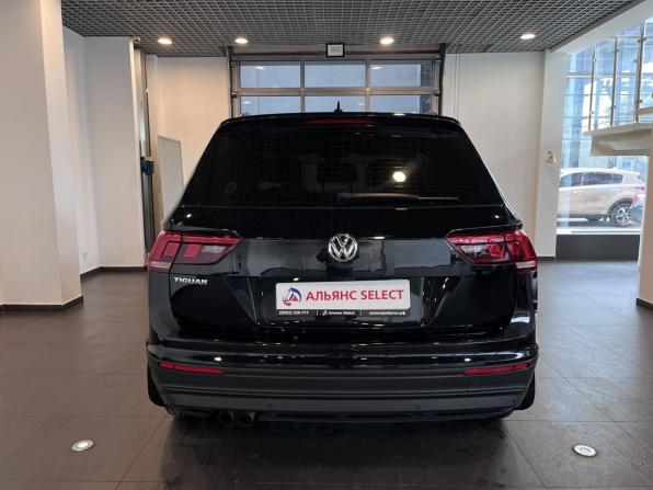 Volkswagen Tiguan II с пробегом 2020 года, цена 2 445 000 рублей, 95250 км, внедорожник, Автокод Объявления