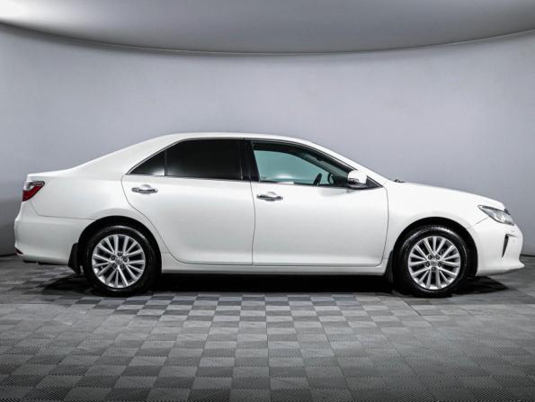 Toyota Camry VII (XV50) Рестайлинг с пробегом 2015 года, цена 1 599 000 рублей, 266874 км, седан, Автокод Объявления