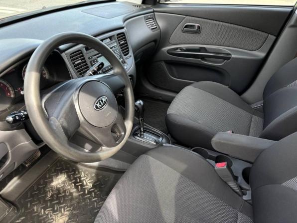 Kia Rio II Рестайлинг с пробегом 2010 года, цена 599 000 рублей, 198000 км, хэтчбек, Автокод Объявления