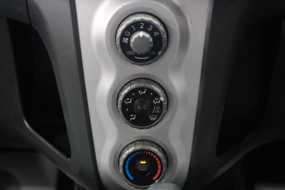 Toyota Vitz II (XP90) Омск  - изображение 14