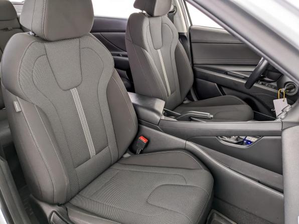 Hyundai Elantra VII (CN7) с пробегом 2022 года, цена 1 810 000 рублей, 70157 км, седан, Автокод Объявления