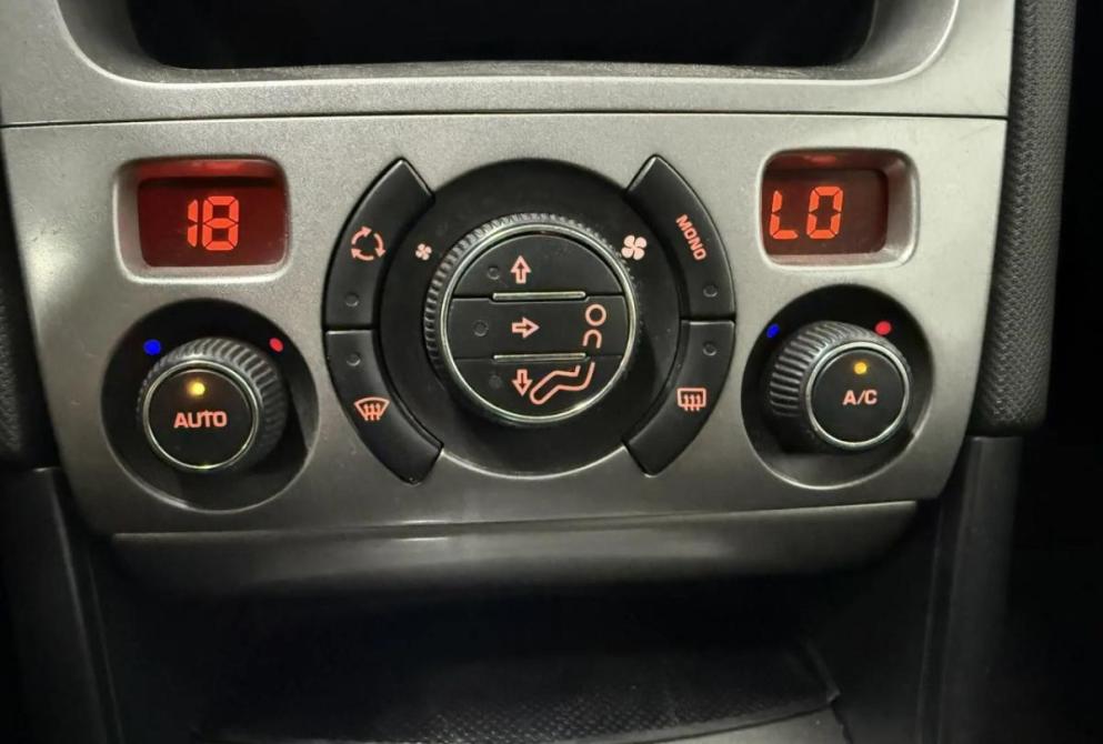Peugeot 408 I Астрахань  - изображение 12