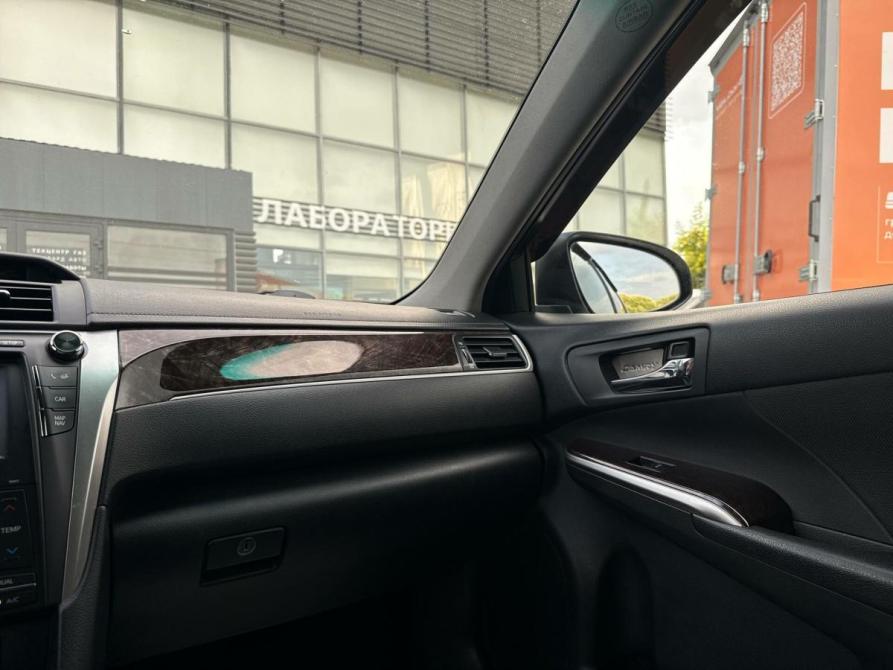 Toyota Camry VII (XV50) Рестайлинг 2 Омск  - изображение 27