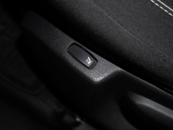 Renault Sandero II Рестайлинг с пробегом 2018 года, цена 1 150 000 рублей, 100408 км, хэтчбек, Автокод Объявления