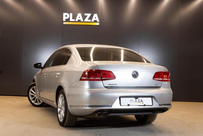 Volkswagen Passat B7 с пробегом 2014 года, цена 979 000 рублей, 256708 км, седан, Автокод Объявления