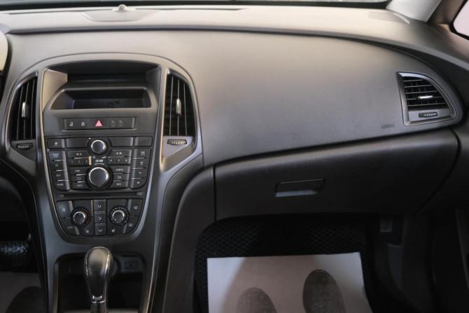Opel Astra J с пробегом 2012 года, цена 879 000 рублей, 109000 км, хэтчбек, Автокод Объявления