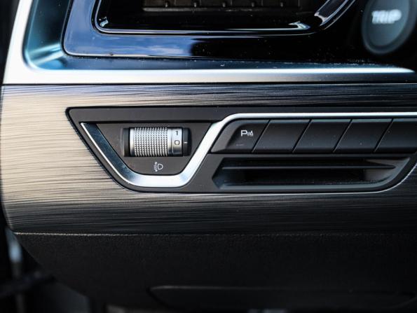 Geely Tugella I Рестайлинг с пробегом 2022 года, цена 2 730 000 рублей, 41574 км, внедорожник, Автокод Объявления
