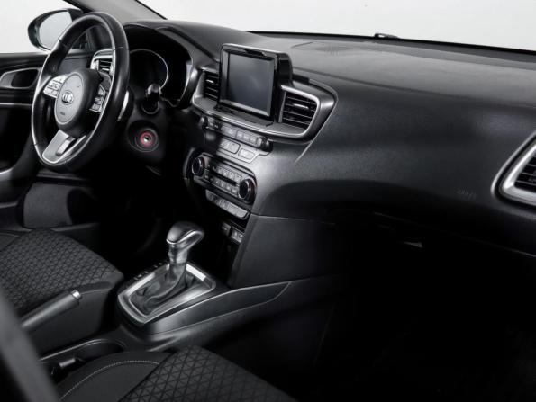 Kia Ceed III с пробегом 2019 года, цена 1 690 000 рублей, 75172 км, хэтчбек, Автокод Объявления