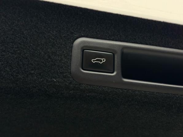 Lexus RX IV с пробегом 2016 года, цена 3 799 000 рублей, 108247 км, внедорожник, Автокод Объявления