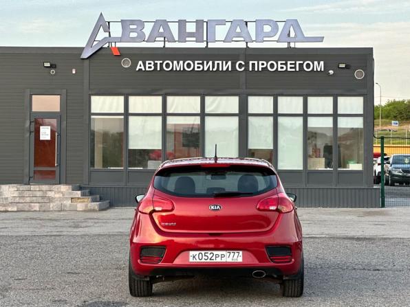 Kia Ceed II Рестайлинг с пробегом 2015 года, цена 1 440 000 рублей, 73600 км, хэтчбек, Автокод Объявления