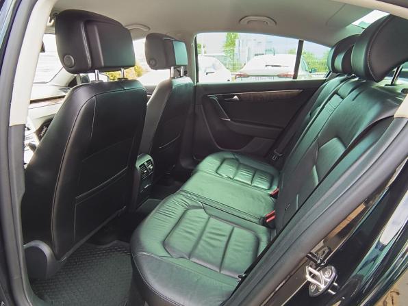 Volkswagen Passat B7 с пробегом 2014 года, цена 1 125 000 рублей, 177665 км, седан, Автокод Объявления