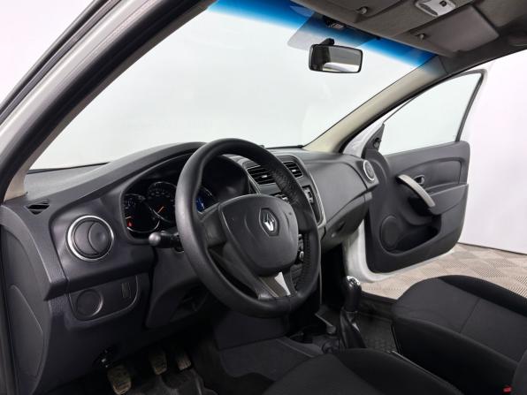 Renault Logan II с пробегом 2016 года, цена 595 000 рублей, 224004 км, седан, Автокод Объявления