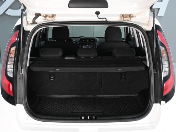 Kia Soul II Рестайлинг с пробегом 2017 года, цена 1 749 000 рублей, 58514 км, хэтчбек, Автокод Объявления