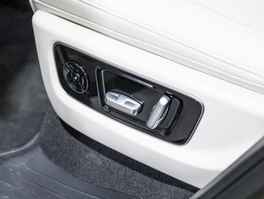 Li Auto (Lixiang) L8 I Санкт-Петербург  - изображение 35