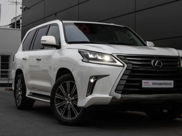 Lexus LX III Рестайлинг 2 с пробегом 2016 года, цена 7 400 000 рублей, 161000 км, внедорожник, Автокод Объявления