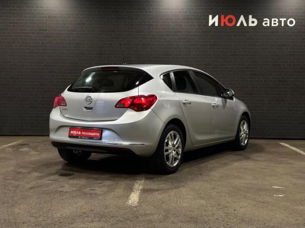 Opel Astra J Рестайлинг с пробегом 2012 года, цена 650 000 рублей, 170493 км, хэтчбек, Автокод Объявления