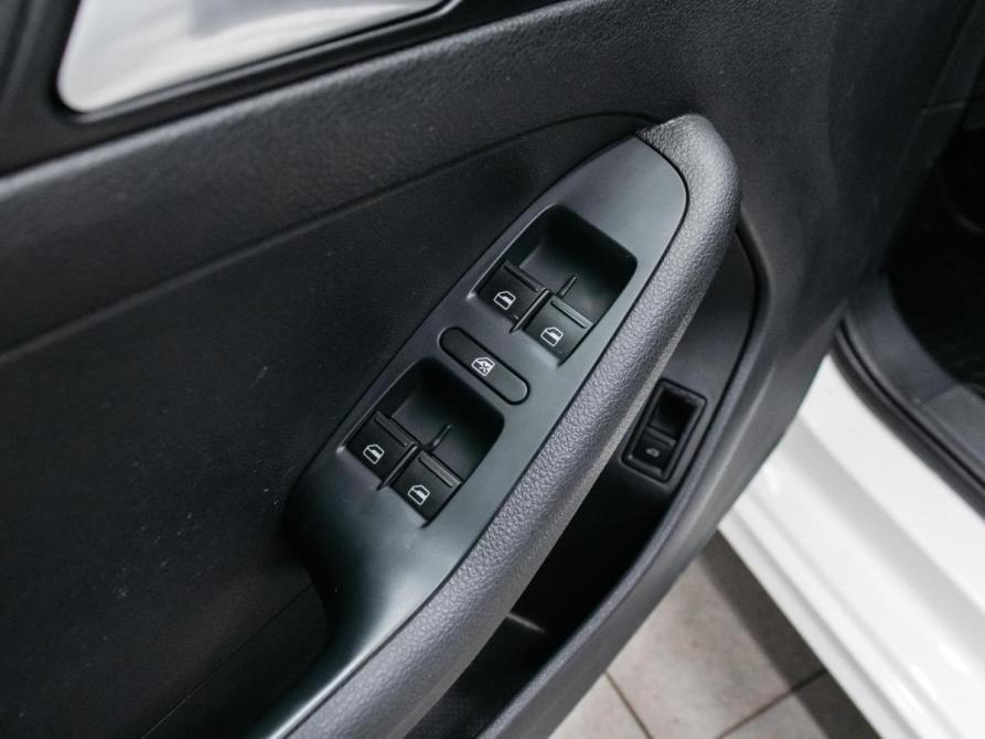 Volkswagen Jetta VI Рестайлинг Красноярск  - изображение 11