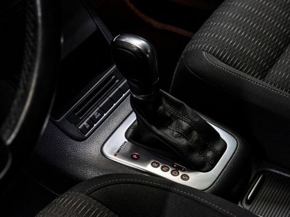Volkswagen Tiguan I Рестайлинг с пробегом 2015 года, цена 1 799 000 рублей, 132995 км, внедорожник, Автокод Объявления