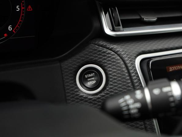 Land Rover Range Rover Velar I с пробегом 2018 года, цена 3 099 000 рублей, 161000 км, внедорожник, Автокод Объявления