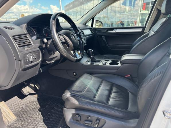 Volkswagen Touareg II Рестайлинг с пробегом 2015 года, цена 2 705 000 рублей, 97000 км, внедорожник, Автокод Объявления
