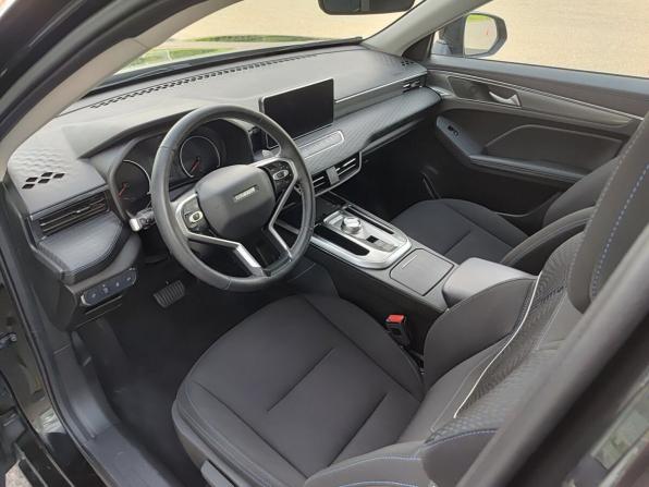Haval Jolion I с пробегом 2022 года, цена 1 799 000 рублей, 35000 км, внедорожник, Автокод Объявления