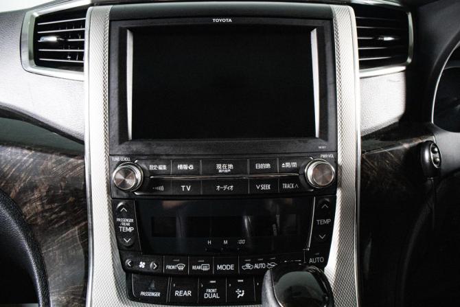 Toyota Vellfire I с пробегом 2012 года, цена 2 689 000 рублей, 263113 км, минивэн, Автокод Объявления