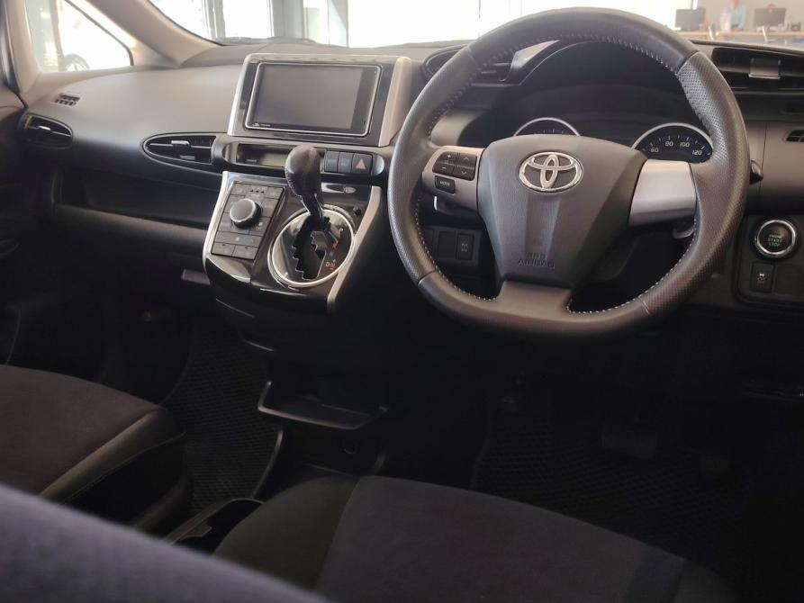 Toyota Wish II Рестайлинг Краснодар  - изображение 11