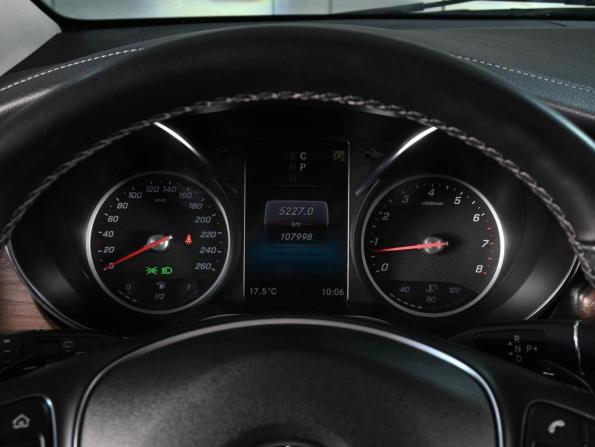 Mercedes-Benz V-Класс III (W447) Рестайлинг с пробегом 2021 года, цена 5 719 040 рублей, 107998 км, минивэн, Автокод Объявления