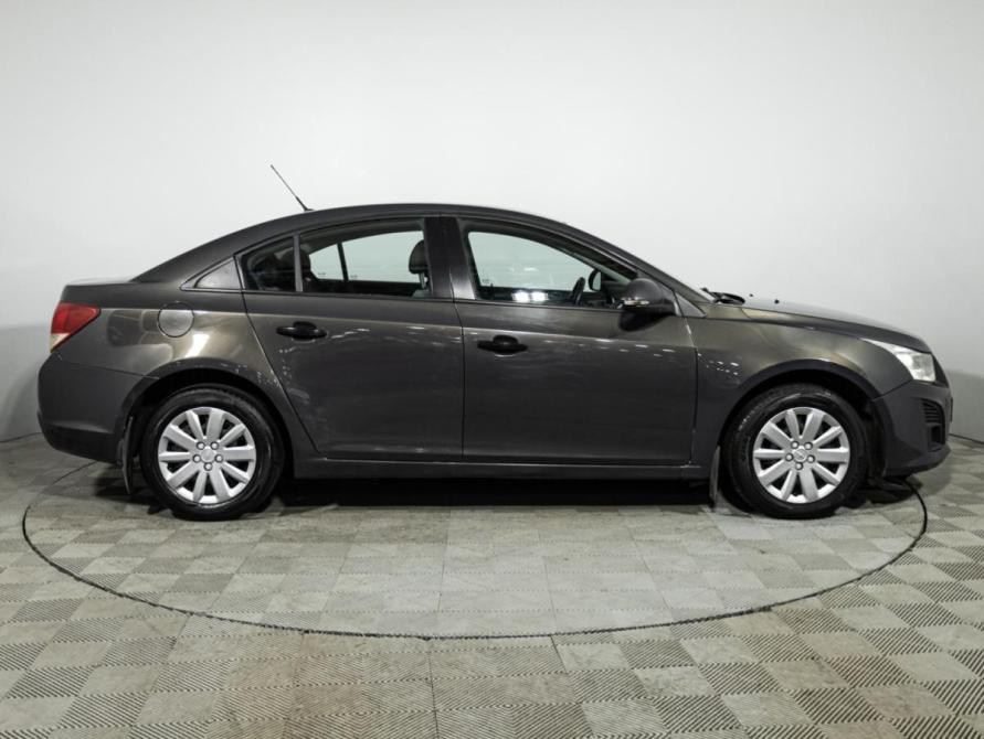 Chevrolet Cruze I Рестайлинг Санкт-Петербург  - изображение 4